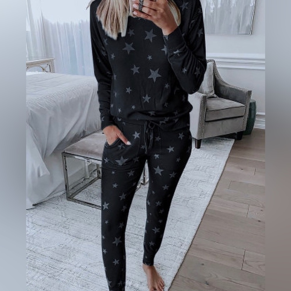 Stars Pajama Set🖤⭐️